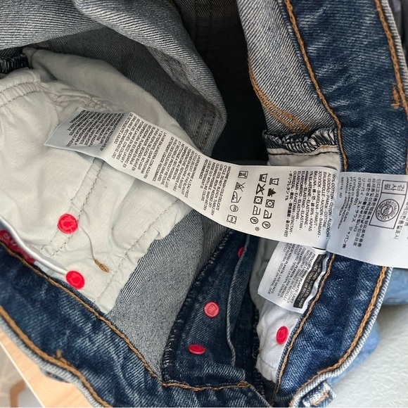 LEVIS x HELLO KITTY sz 29 Ribcage Straight Denim Blue Jeans High Rise - Picture 12 of 13